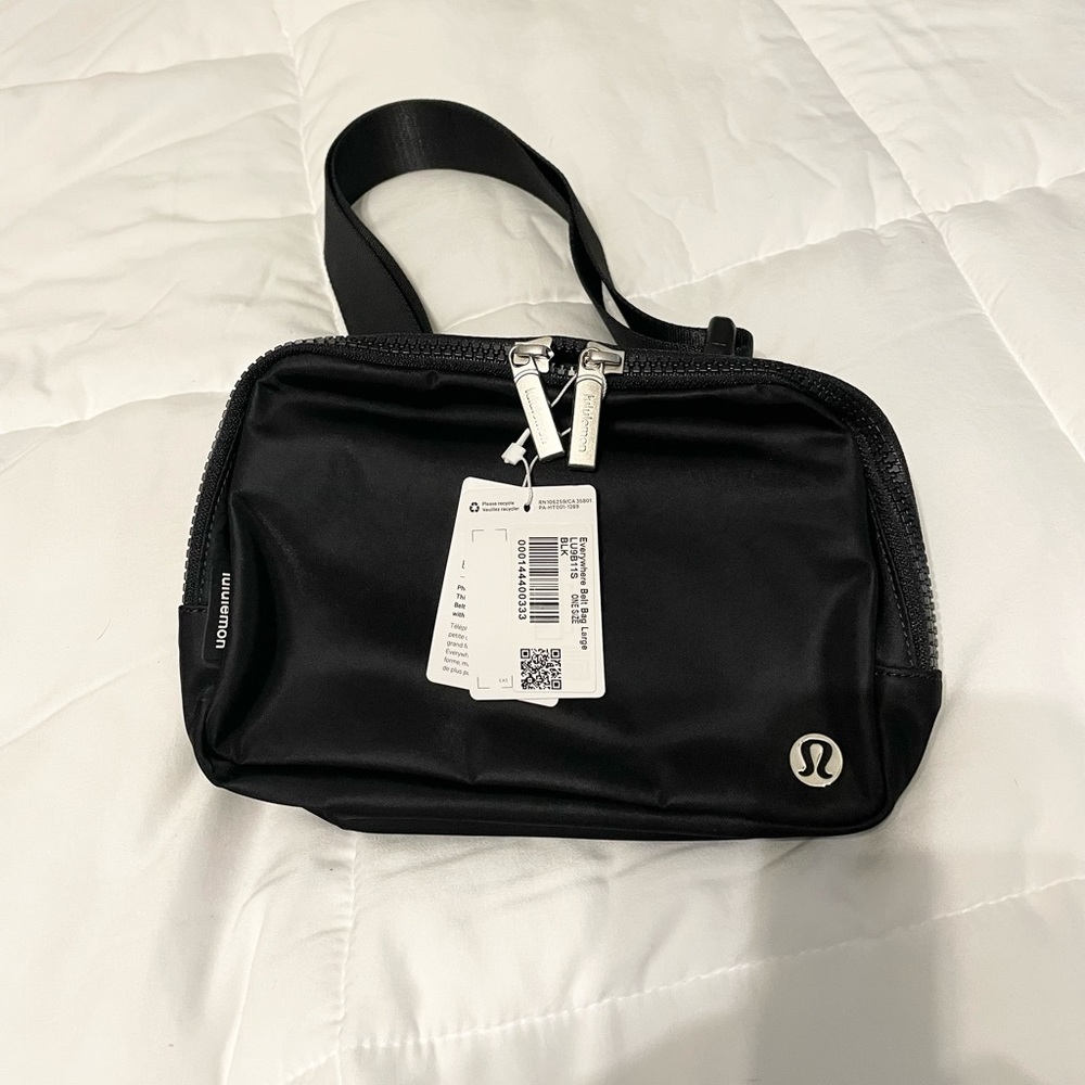 Lululemon Everywhere Belt Bag. Large Size. New with Tags